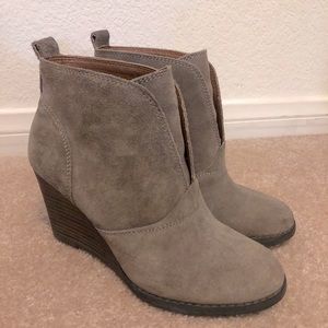 Lucky Brand Wedge Bootie Women’s Size 5.5